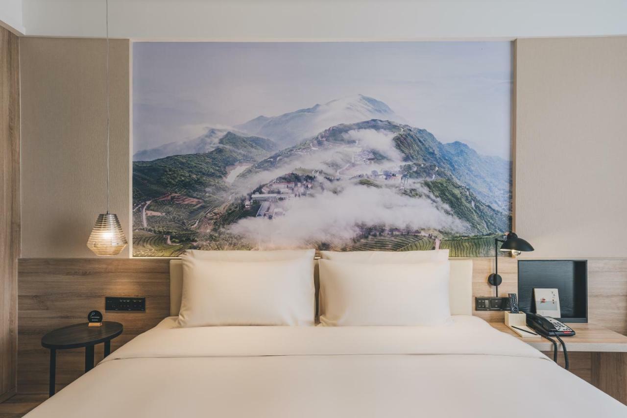 Atour Hotel Haining Leather City South Gate Екстер'єр фото