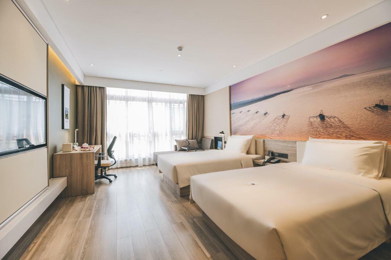 Atour Hotel Haining Leather City South Gate Екстер'єр фото